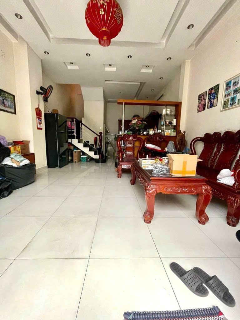  BẤN NHÀ Vườn Lài, Q.12: 76m2, 2 tầng, 4 phòng ngủ, sổ hồng trao tay, giá chỉ 5.7 tỷ - Liên hệ 0918377255 để xem ngay! 