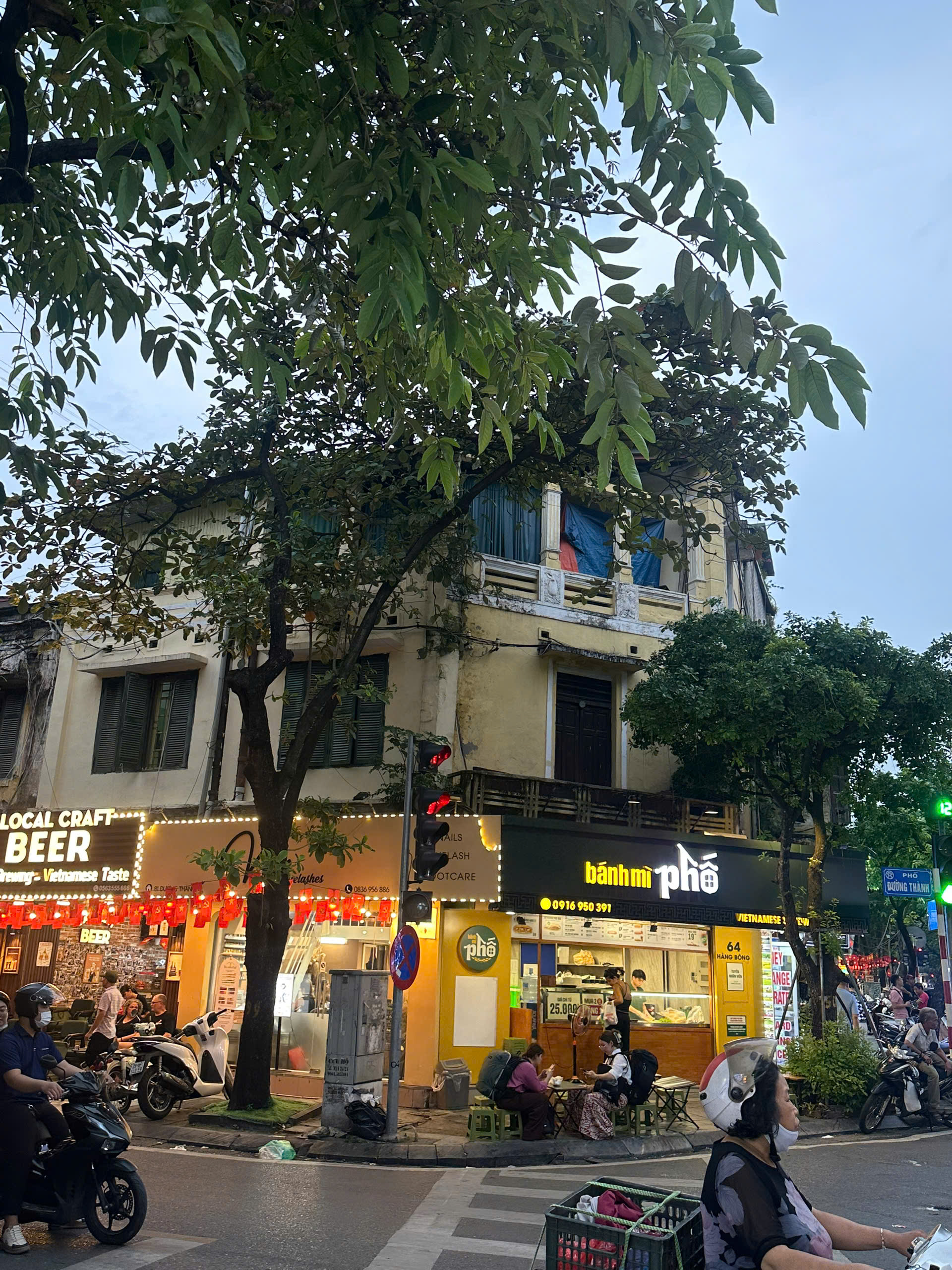  BÁN NHÀ 2 MẶT PHỐ HÀNG BÔNG – MẶT TIỀN 13M – VỊ TRÍ KIM CƯƠNG TRUNG TÂM HOÀN KIẾM 