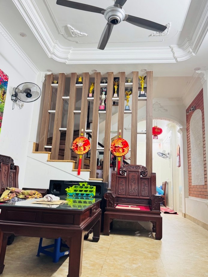  Bán nhà Định Công Thượng, Hoàng Mai, ô tô, gần phố, 53m2, 12.3 tỷ (CTL) 