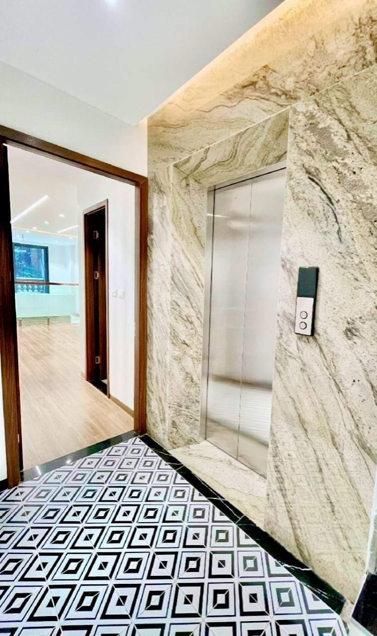  Mình chủ nhà cho thuê nhà mới, lô góc, Xã Đàn, 96m2x 4T vỉa hè 30 Tr 