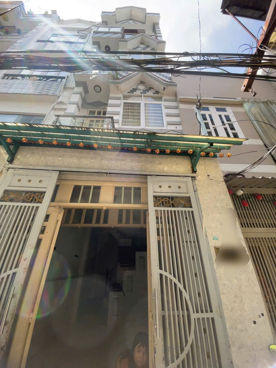  SÁT MẶT TIỀN Q4 DTSD 100M2
CÓ 4 TỶ  XÍU 