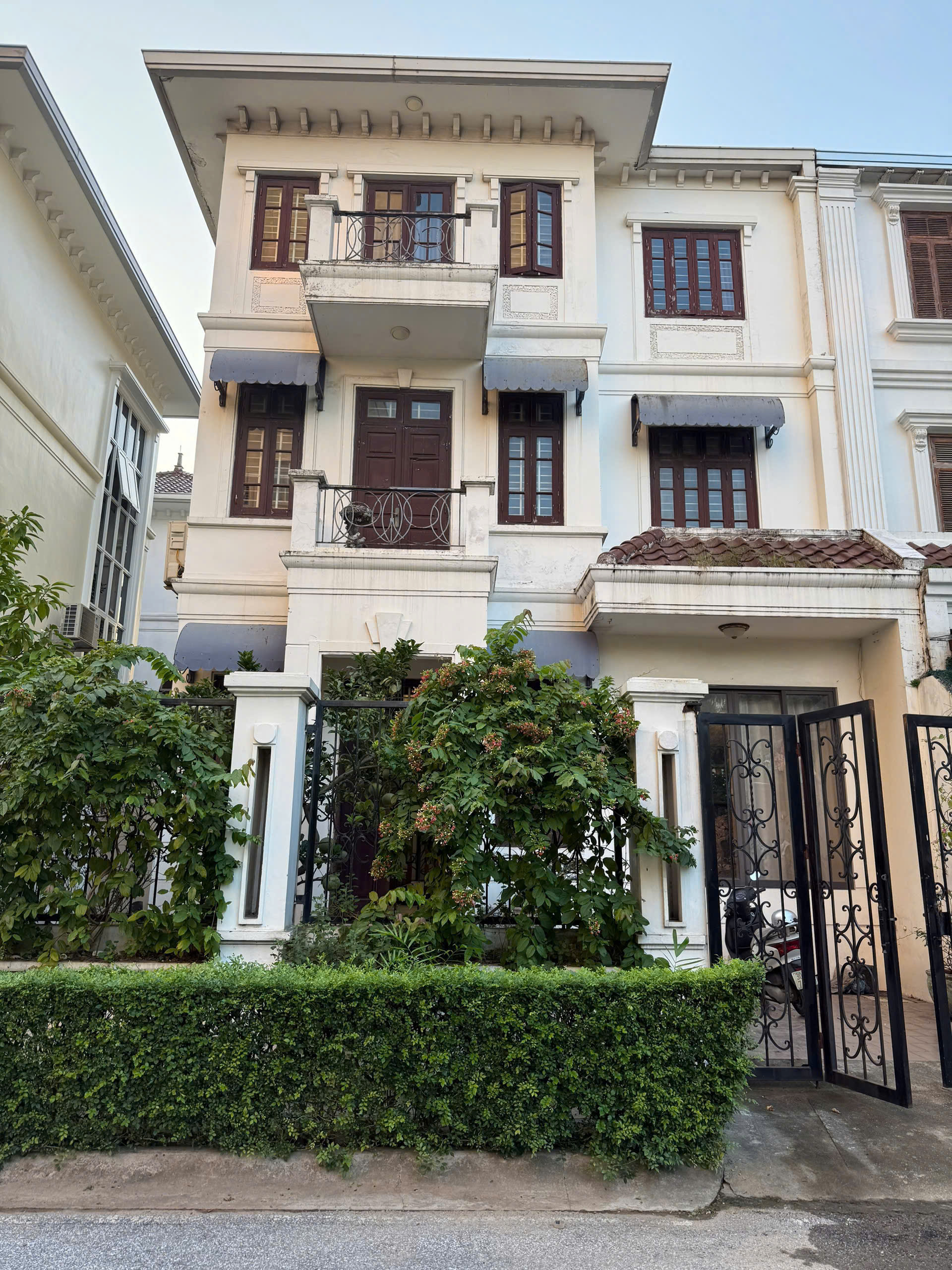  Chính chủ cho thuê biệt thự Ciputra G6, nhà số 11 