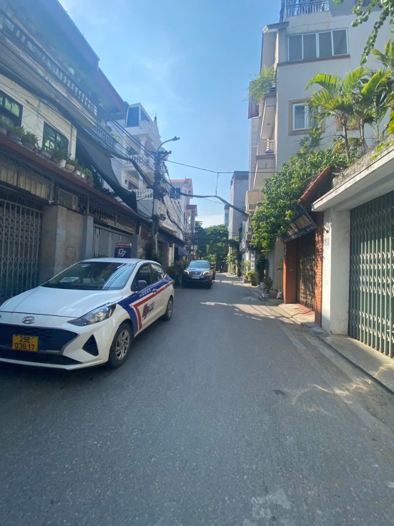  BÁN NHÀ CẤP 4 NGỌC THỤY – LONG BIÊN  63M²  MẶT TIỀN 4M  11.9 TỶ 