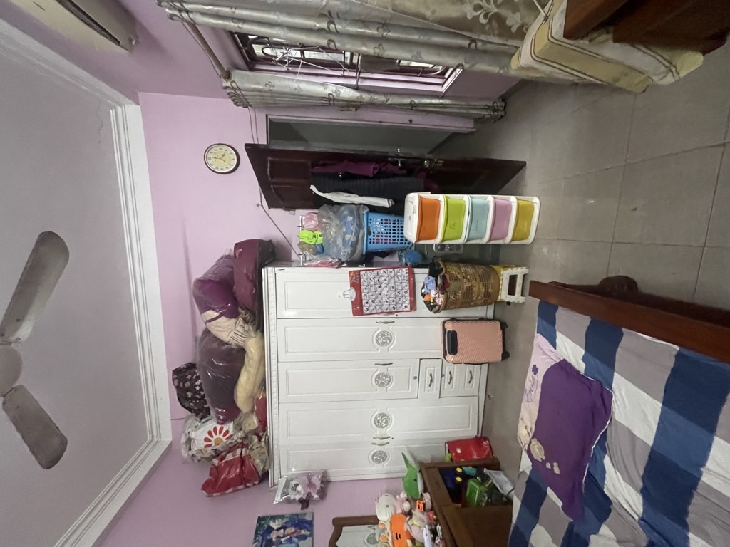  Bán nhà Hồng Tiến - Ngõ Nông - Sát Phố - Nở Hậu  Cực gần otô 55m nhỉnh 8 tỷ 