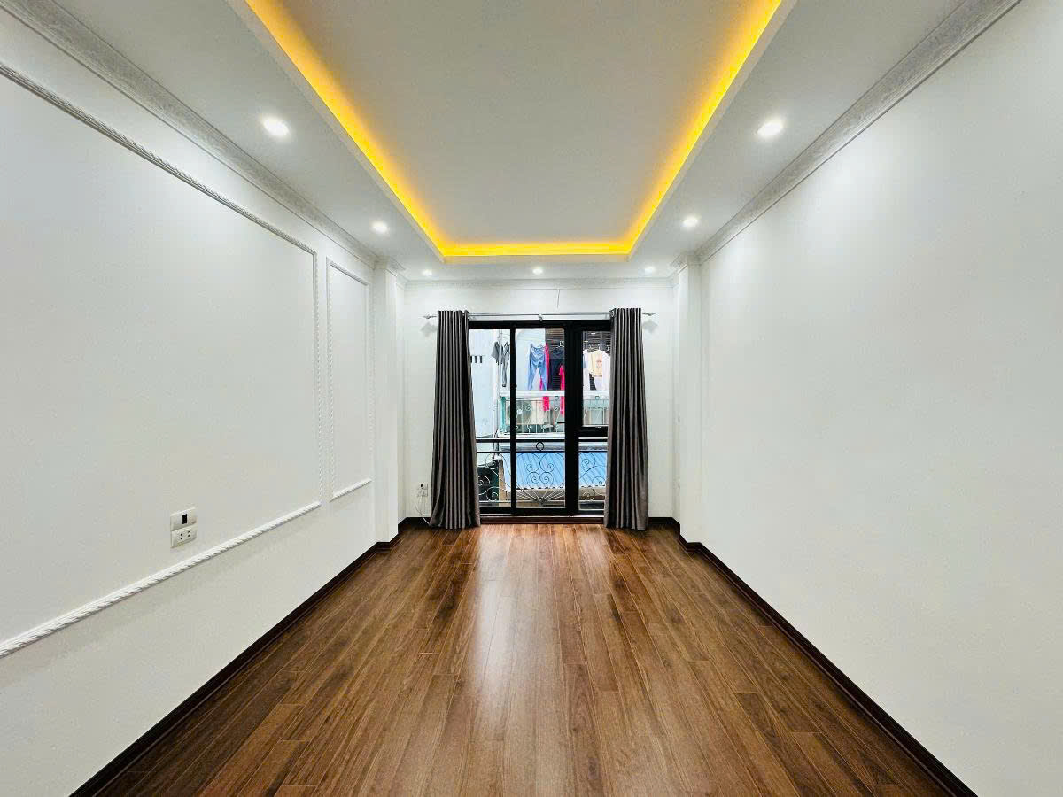  NHÀ MỚI NGAY LÁNG HẠ, GIẢNG VÕ 32M 5 TẦNG - 3PN RỘNG GIÁ 7.98 TỶ 