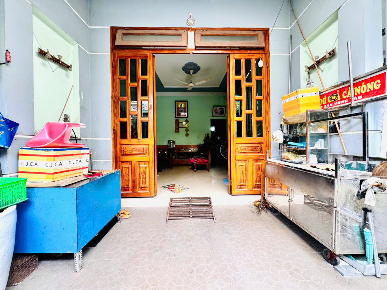  Bán nhà 2 Tầng Đông Hòa,SHR đường xe hơi,gần chợ Đông Hòa,giá rẻ 