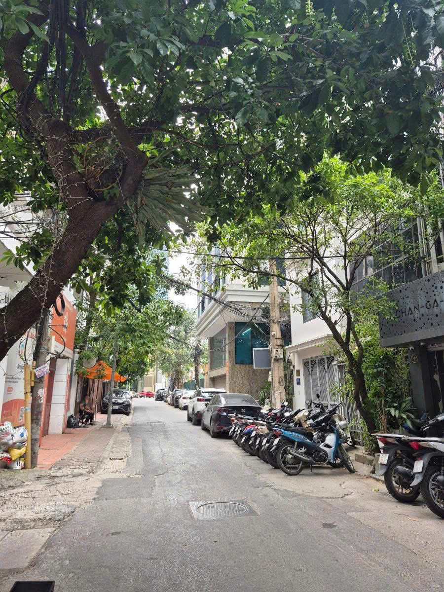  BÁN NHÀ PHÂN LÔ LÁNG HẠ, ĐỐNG ĐA - 60M² x 8T THANG MÁY - VỈA HÈ Ô TÔ TRÁNH - KINH DOANH - GIÁ 36 TỶ 