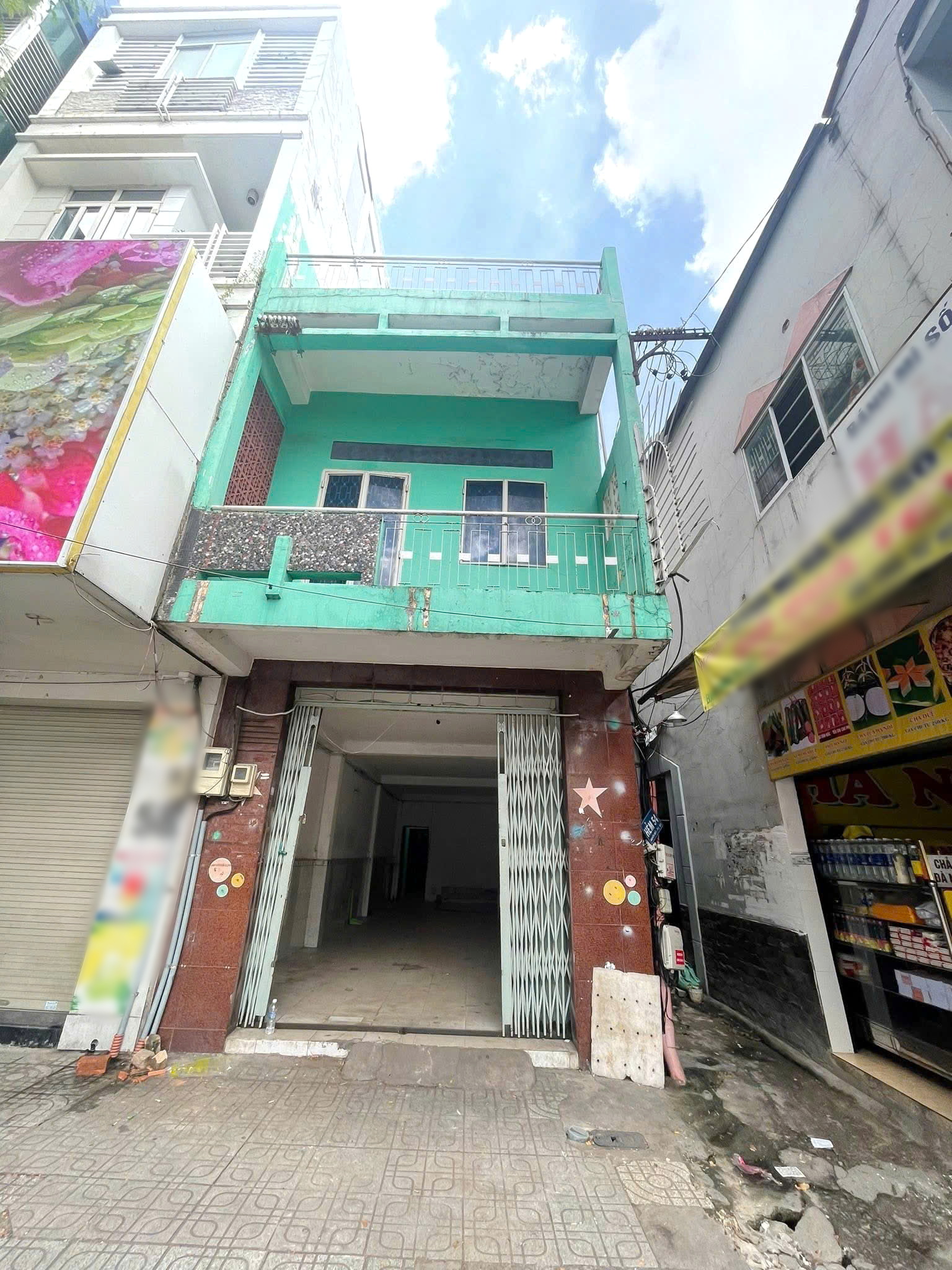  Nhà góc 4 tầng nở hậu mặt tiền đường kinh doanh Nguyễn Biểu P1Q5. Giá: 28.2 tỷ 