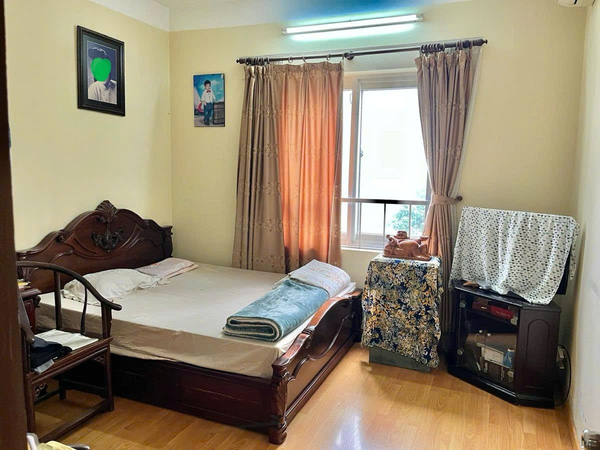  ????Vị trí kim cương, CC M3-4 Nguyễn Chí Thanh 120m 3PN Căn góc, 10.9 tỷ 