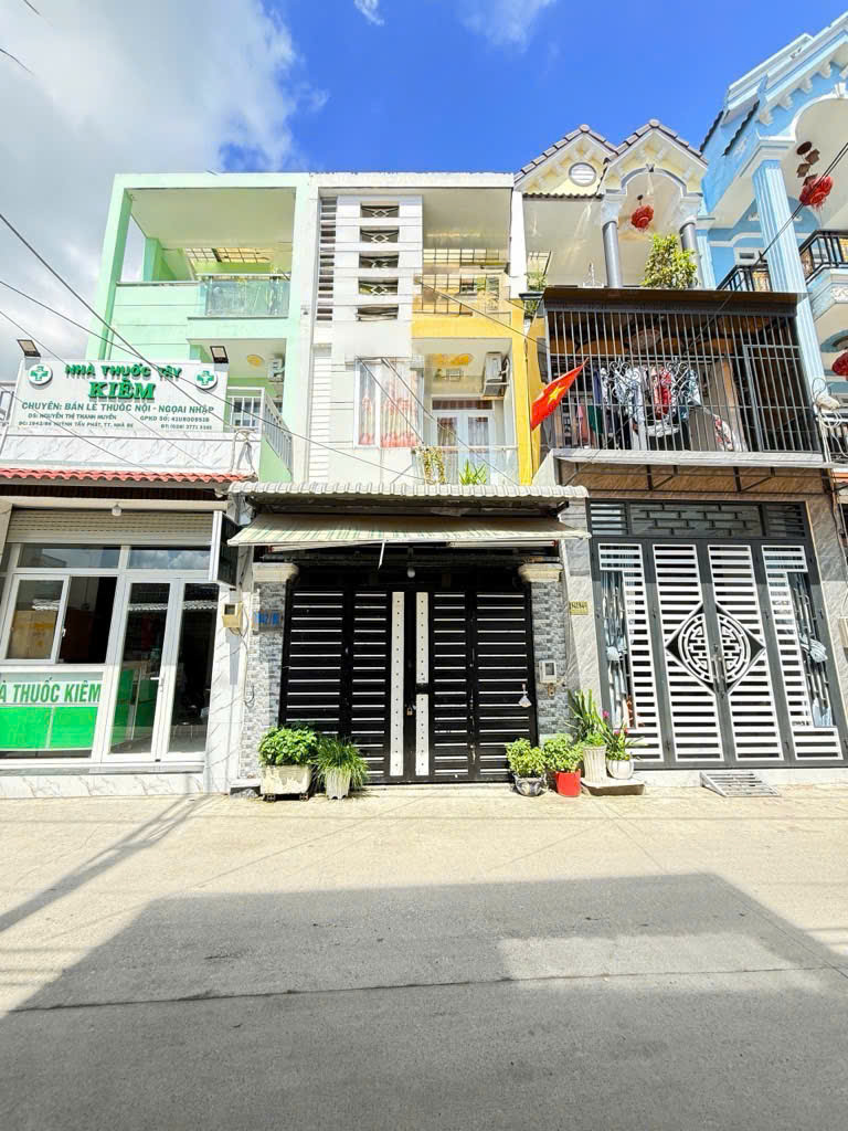  Bán Nhà Hẻm Huỳnh Tấn Phát, Nhà Bè 3 Tầng 56m2, 4PN, Sổ Hồng Giá Chỉ 6.5 Tỷ! 