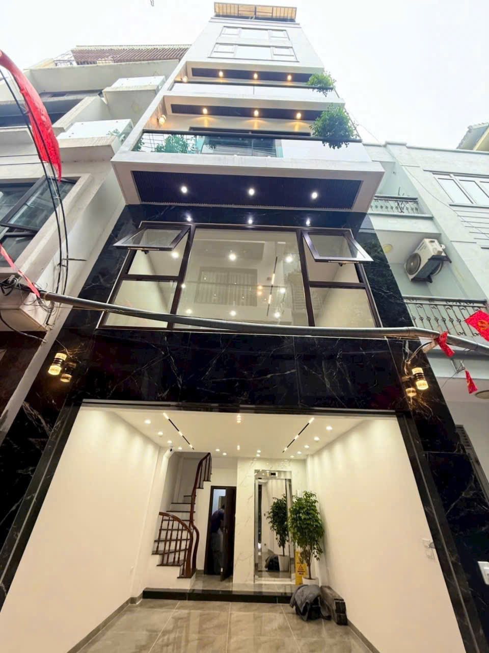  TRUNG TÂM BỒ ĐỀ LONG BIÊN 38M2, 8T, Ô TÔ TRÁNH DỪNG ĐỖ, FULL NỘI THẤT - 1x TỶ 