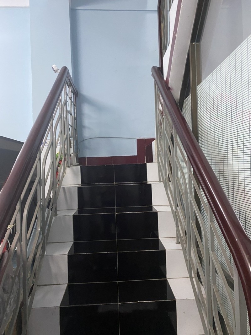  BÁN NHÀ PHÚ NHUẬN HXH 70M2 3 TẦNG NGANG 4M NỞ HẬU 4 PN PHAN XÍCH LONG 9.5 TỶ 