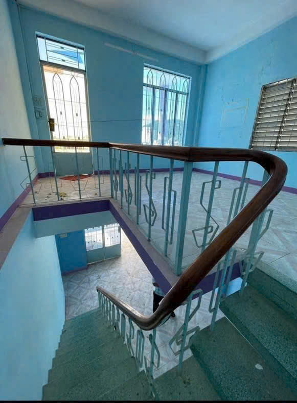  Bán nhà hẻm Vĩnh Hải - Phường Bắc Nha Trang, Khánh Hoà Diện tích : 58,3m2 full thổ Giá : 3ty8 mọi thông tin chi tiết vui lòng lh e Trinh Số chứng chỉ: đang đợi cấp chứng chỉ mới , số chứng nhận: MG 25- 625 