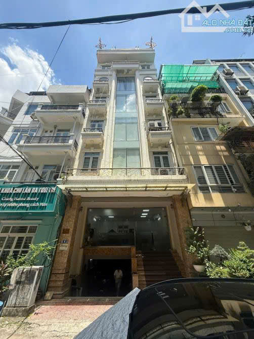  Chính chủ bán toà nhà KĐT Trung Yên. DT 99m x 8 tầng. MT 7,2m. Có hầm. Giá 51 tỷ. LH: 0964769634 