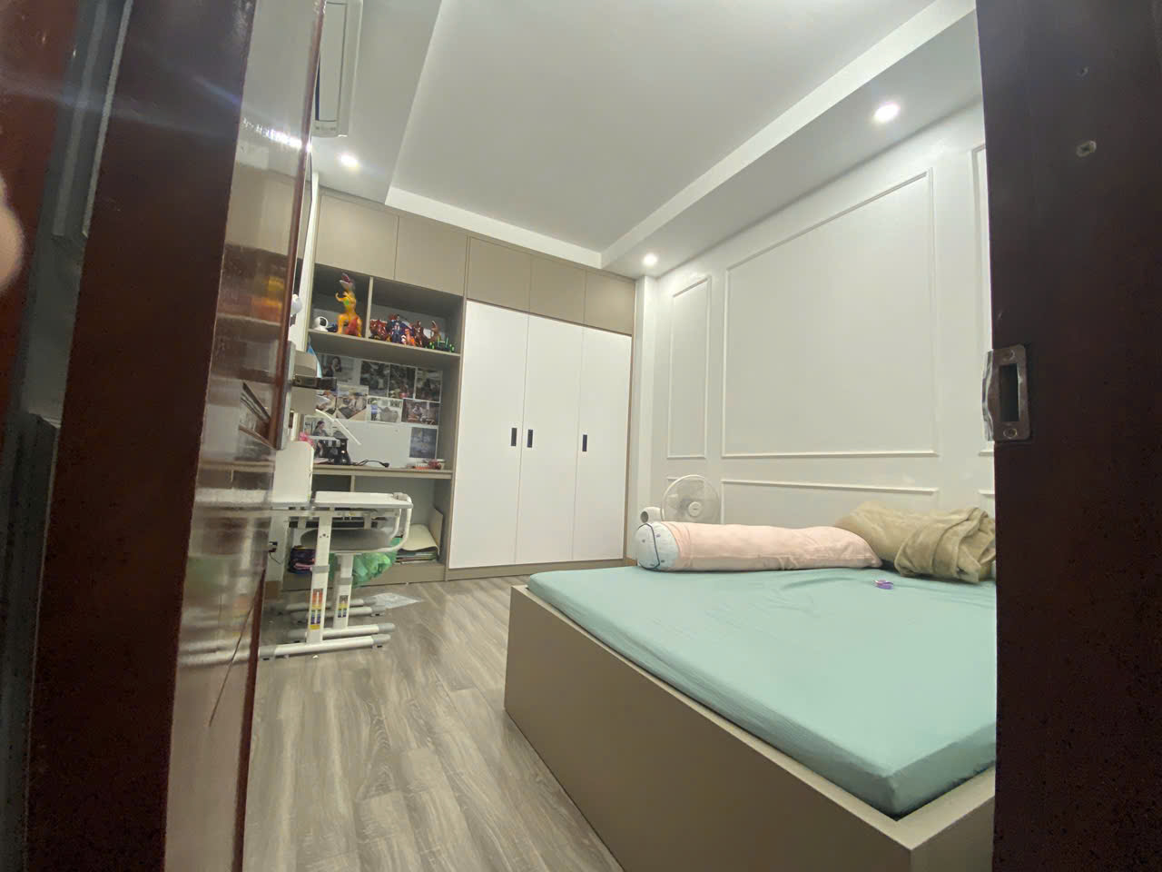  BÁN NHÀ 4 TẦNG ĐẸP LONG LANH TẠI NGÕ 297 ĐỘI CẤN BA ĐÌNH 22M2 LÔ GÓC ĐẸP CÓ 102 CHỈ 6.95 TỶ 