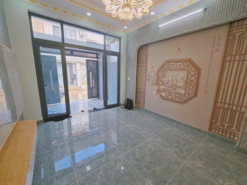  Bán nhà 3 tầng, 4PN hẻm xe hơi đường Số 6, Long Trường, Q.9. TP HCM. DT 56m2, SH, 5.55  tỷ. 