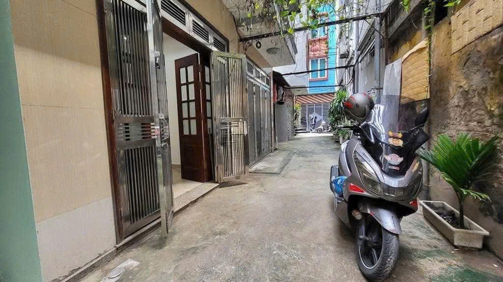  Cho thuê nhà nguyên căn ngõ 85 Định Công 45m² x 4 tầng, 4PN, 15 Triệu 