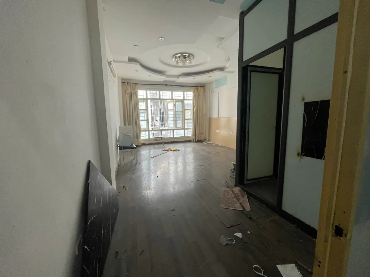  ÔTÔ VÀO NHÀ - THÔNG CÁC NGẢ - PHỐ KINH DOANH - DÂN XÂY CHẮC CHẮN  (21 tỷ) 