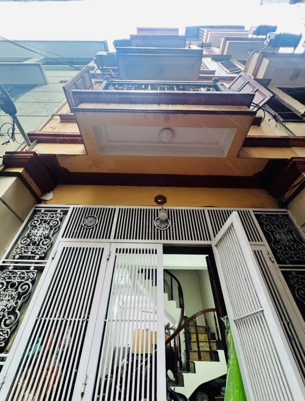  BÁN NHÀ ĐƯỜNG LÁNG, NHÀ ĐẸP DÂN XÂY, GẦN PHỐ - 39M2, 5T, 8.5 TỶ 