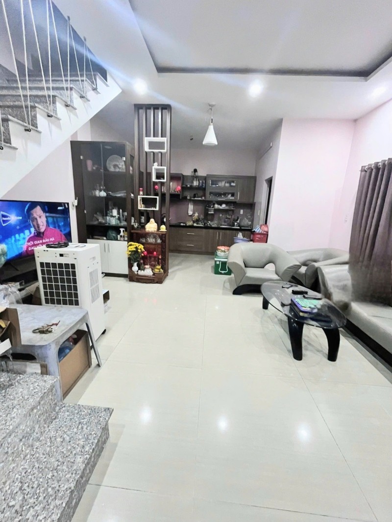  ► Góc 2 MT đường 5m Thi Sách, 90m2, ngăn 2 căn nhà 4 tầng riêng biệt, 14.x tỷ 