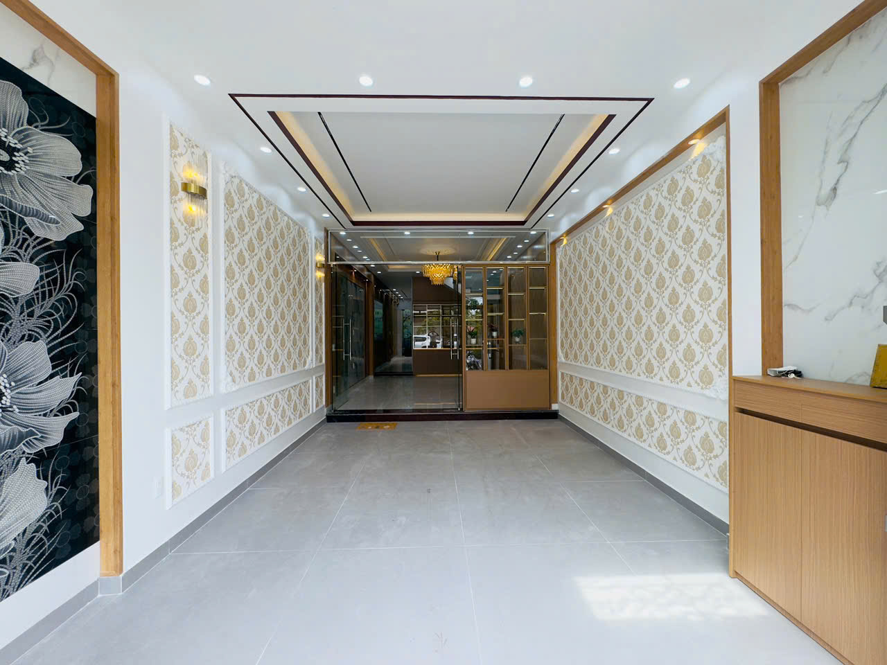  ???? BÁN NHÀ 4 TẦNG CAO CẤP CÓ THANG MÁY - VỊ TRÍ ĐẮC ĐỊA HẢI PHÒNG ???? 