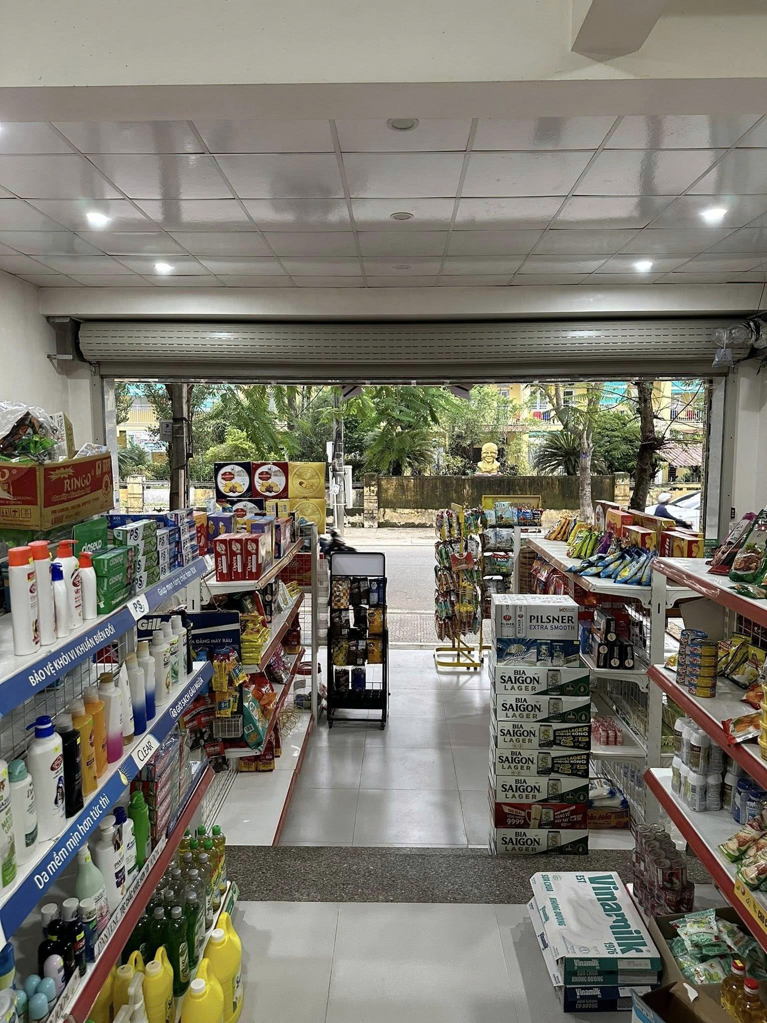  ???? CHO THUÊ MẶT BẰNG RỘNG RÃI MẶT TIỀN NGUYỄN TRÃI – TRUNG TÂM TP HUẾ 