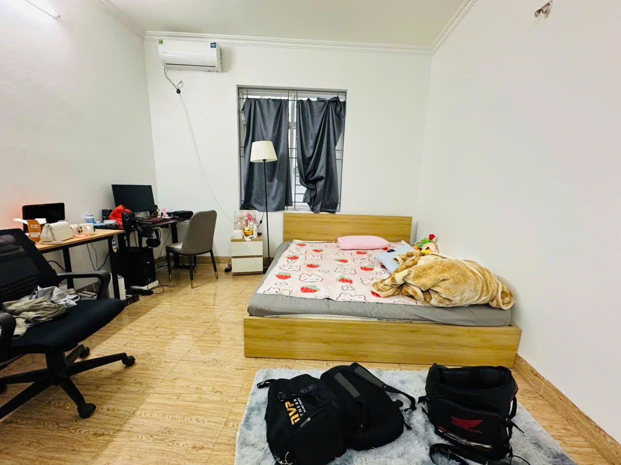  Chính chủ bán nhà mặt phố Tuệ Tĩnh, 12m2, 5 tầng, mặt tiền 3.2m, 9.8 tỷ, kinh doanh đỉnh 