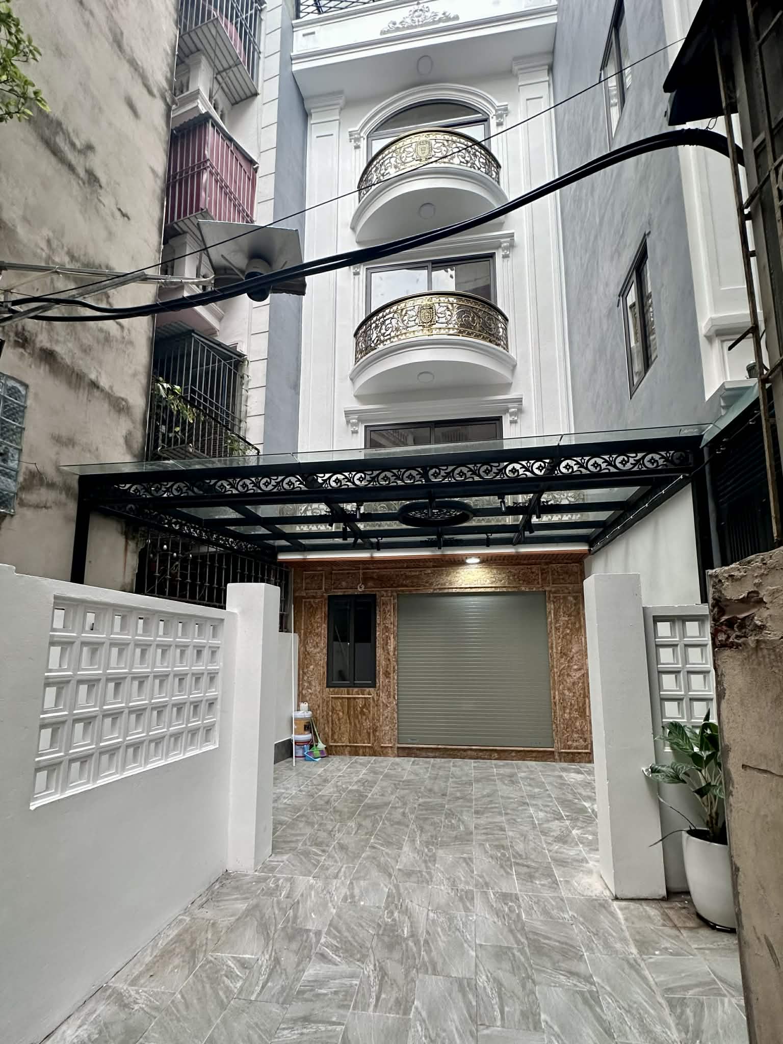  Bán nhà Lạc Trung – Kim Ngưu 80m², gara 2 ô tô, 5 tầng thang máy, gần hồ Thanh Nhàn 