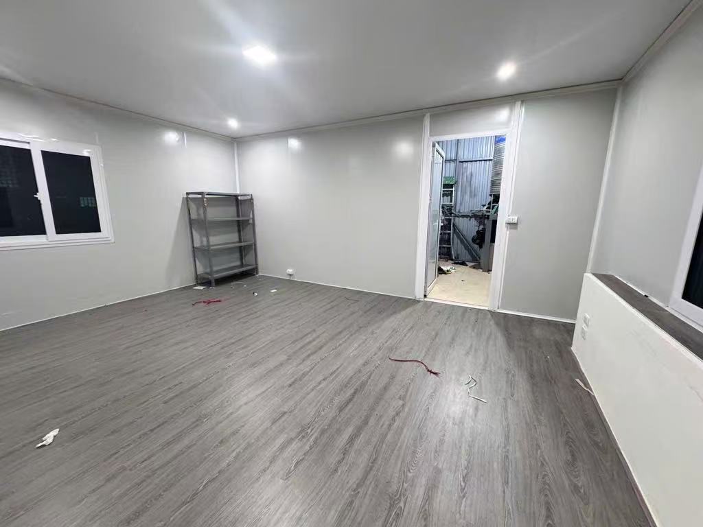  CĂN NHÀ BIỆT THỰ MẶT PHỐ BÀ TRIỆU TẦNG 3 +4 TRUNG TÂM QUẬN HAI BÀ TRƯNG - HÀNG XÓM VINCOM BÀ TRIỆU - GIÁ 5.1 TỶ 