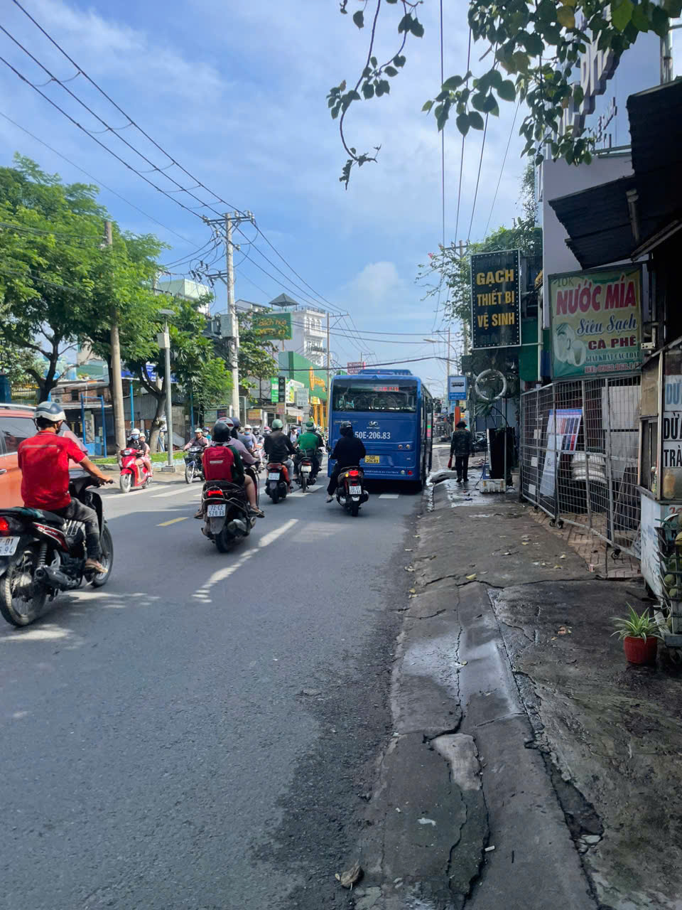  BÁN GẤP NHÀ NGANG KHỦNG 8M MẶT TIỀN KD - VỊ TRÍ VÀNG NGAY TRUNG TÂM THẠNH LỘC, Q12 