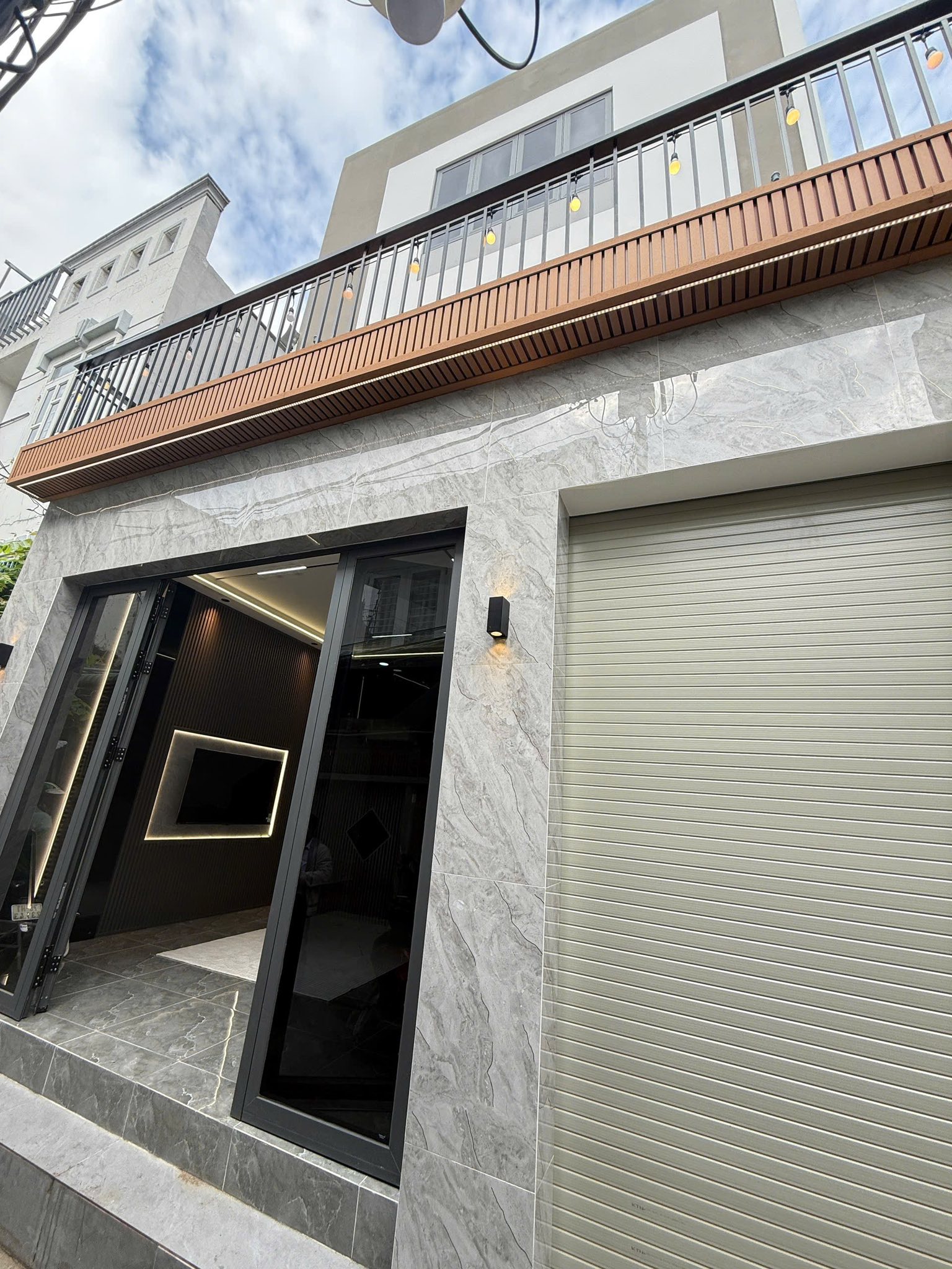  BÁN NHÀ HẺM TRẦN XUÂN SOẠN Q7, 43M2, 3 TẦNG, 6.2 TỶ, SỔ HỒNG RIÊNG, GẦN CHỢ, TRƯỜNG HỌC! 