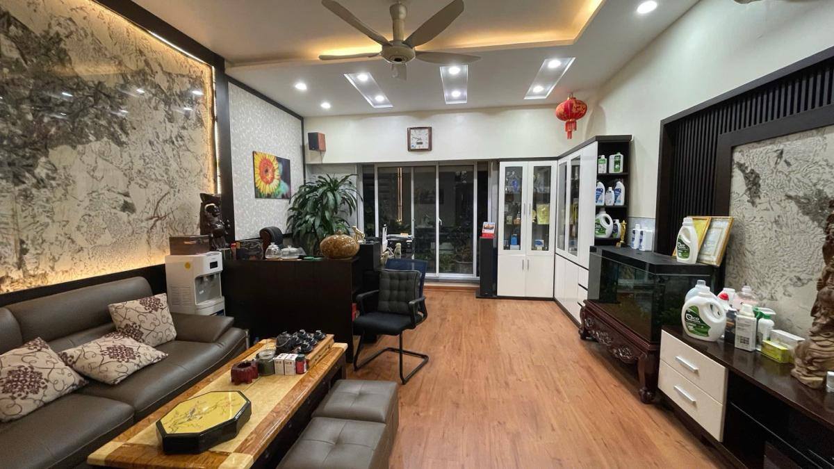  ????Văn phòng, Phân lô Nguyễn Khang 80m 7T Ô tô, Thang máy, 41 tỷ 