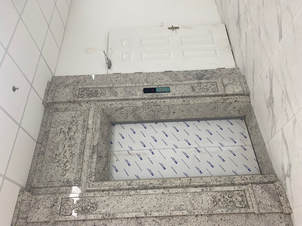  Cho thuê Nhà mới, Hoàng Văn Thái, thang máy, 101m2x 5T vỉa hè 32 Tr 