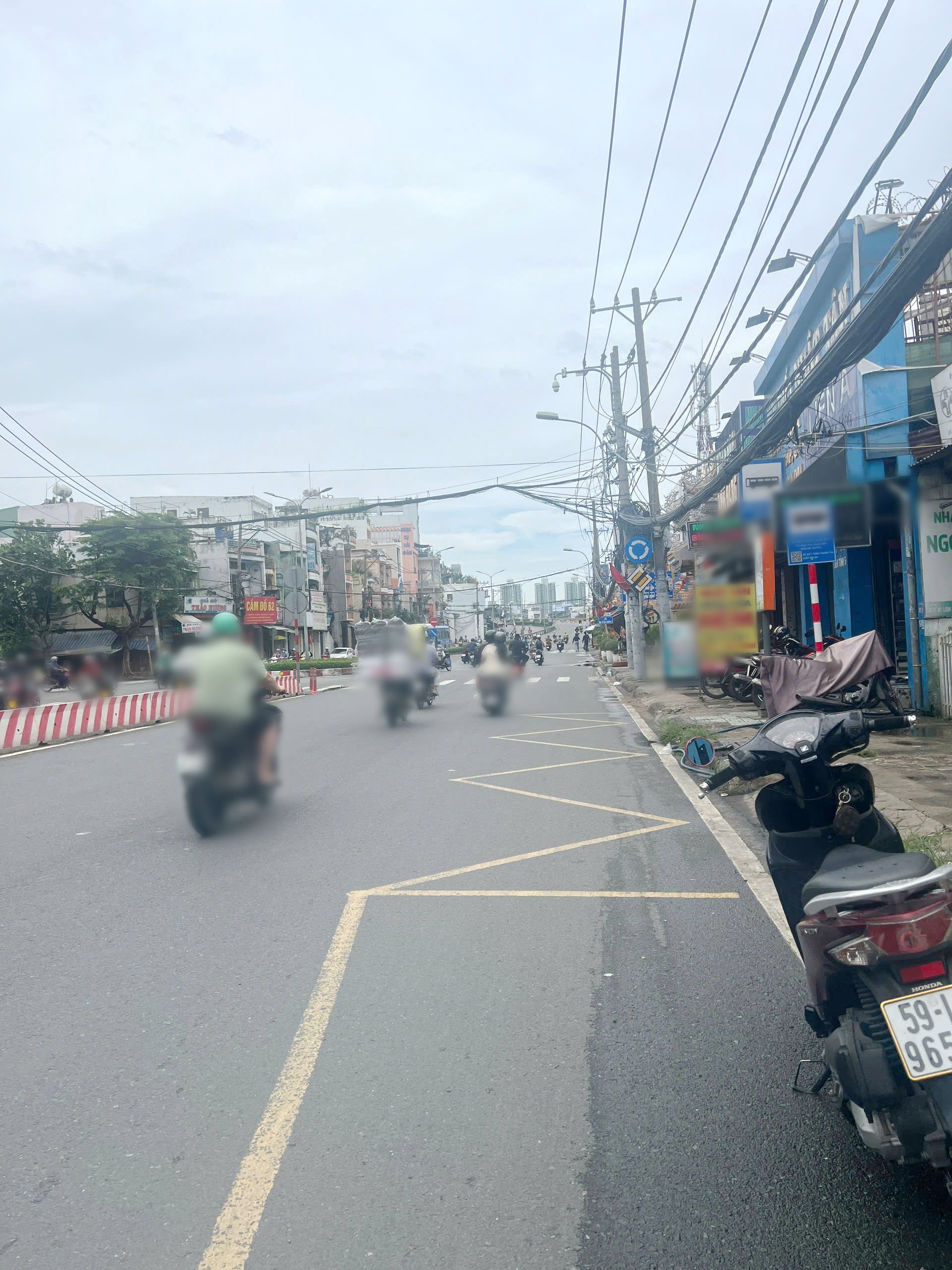  Nhà 4 tầng nở hậu 5.7m mặt tiền Liên Tỉnh 5 P5Q8. Giá: 13 tỷ 