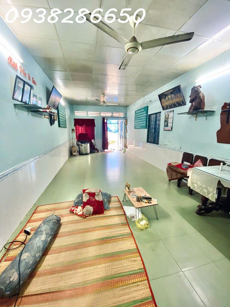  Cần Bán - Nguyễn Văn Quá - Đông Hưng Thuận Q12 - Nhà 2 Tầng,


 Dt: ( 4,4,m x 28m ), Diện Tích sổ: 99,6m2 