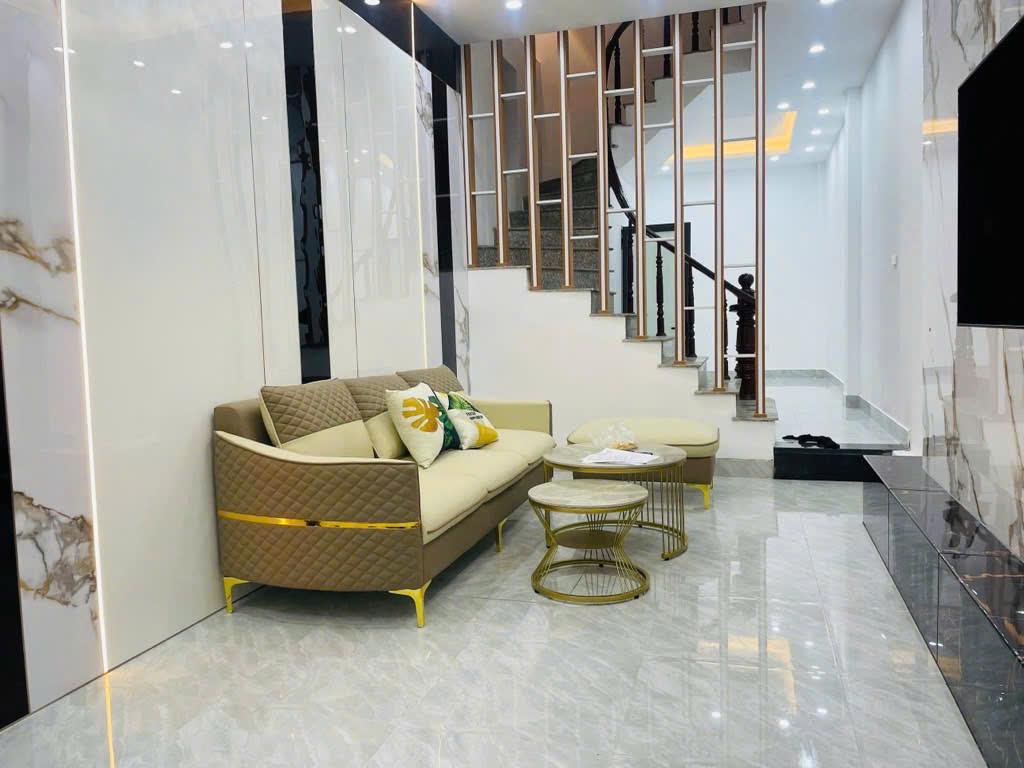  ????NHỈNH 6 TỶ 37M PHÚ LƯƠNG 5 TẦNG _ NGÕ THÔNG _OTO ĐỖ GẦN _GẦN TRƯỜNG GẦN CHỢ 