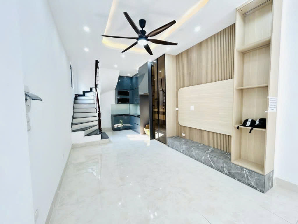  ???? BÁN NHÀ HOÀNG MAI- LÔ GÓC - Ô TÔ - KINH DOANH THÔNG TỨ PHÍA  : 37M* 5 TẦNG * 8.95 tỷ ( Thương lượng) 