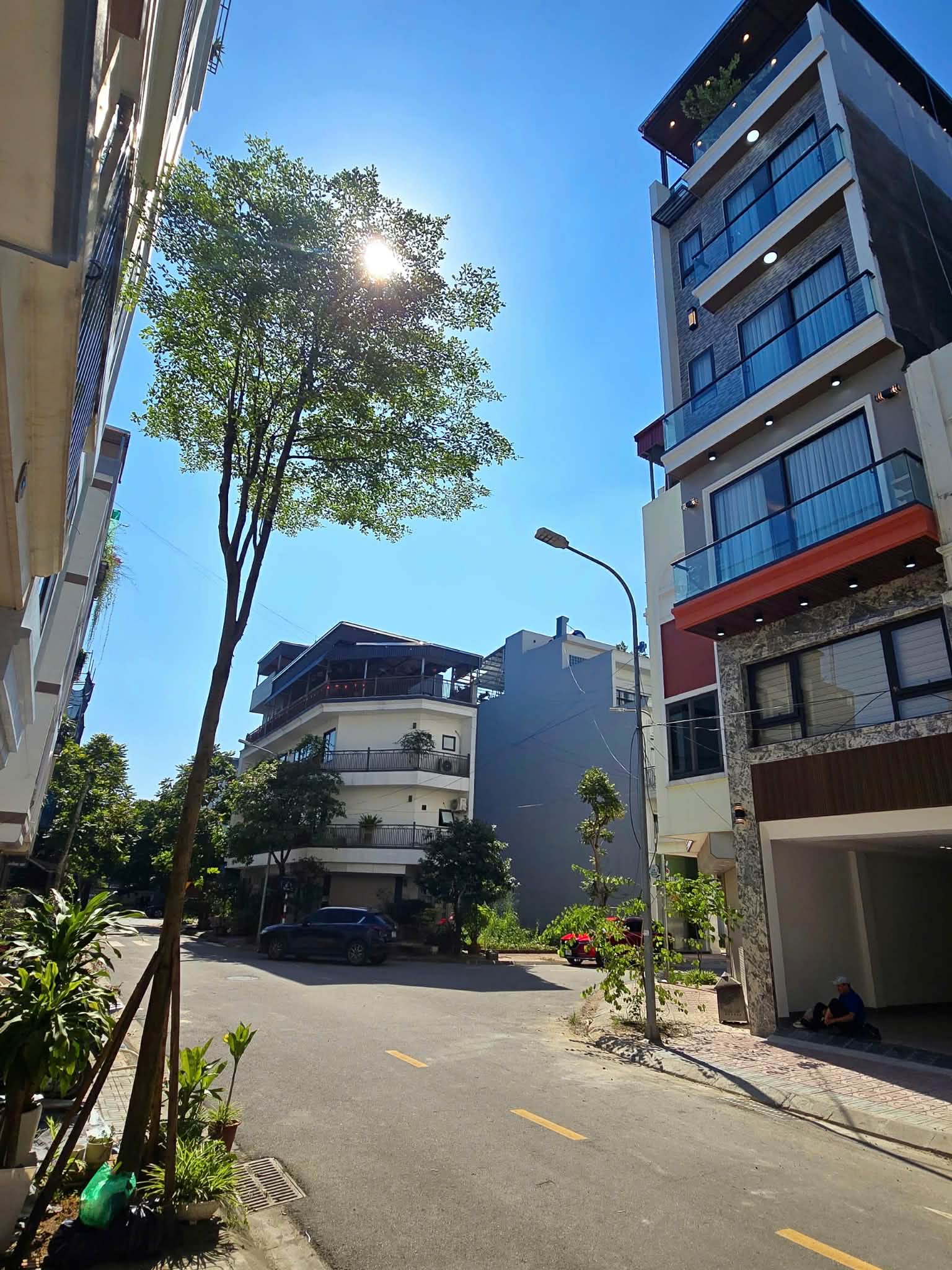  bán nhà khu tái định cư Ngọc Thuỵ, 58m x 7 tầng, vỉa hè, mặt đường 12m, kinh doanh, full nội thất 