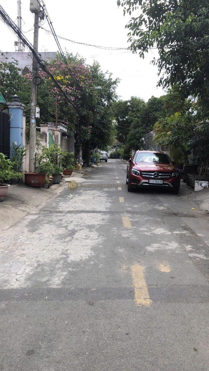  bán gấp bán lô đất 2200m2 đường 359, Đỗ Xuân Hợp - Phước Long B - Quận 9 - TPHCM. 