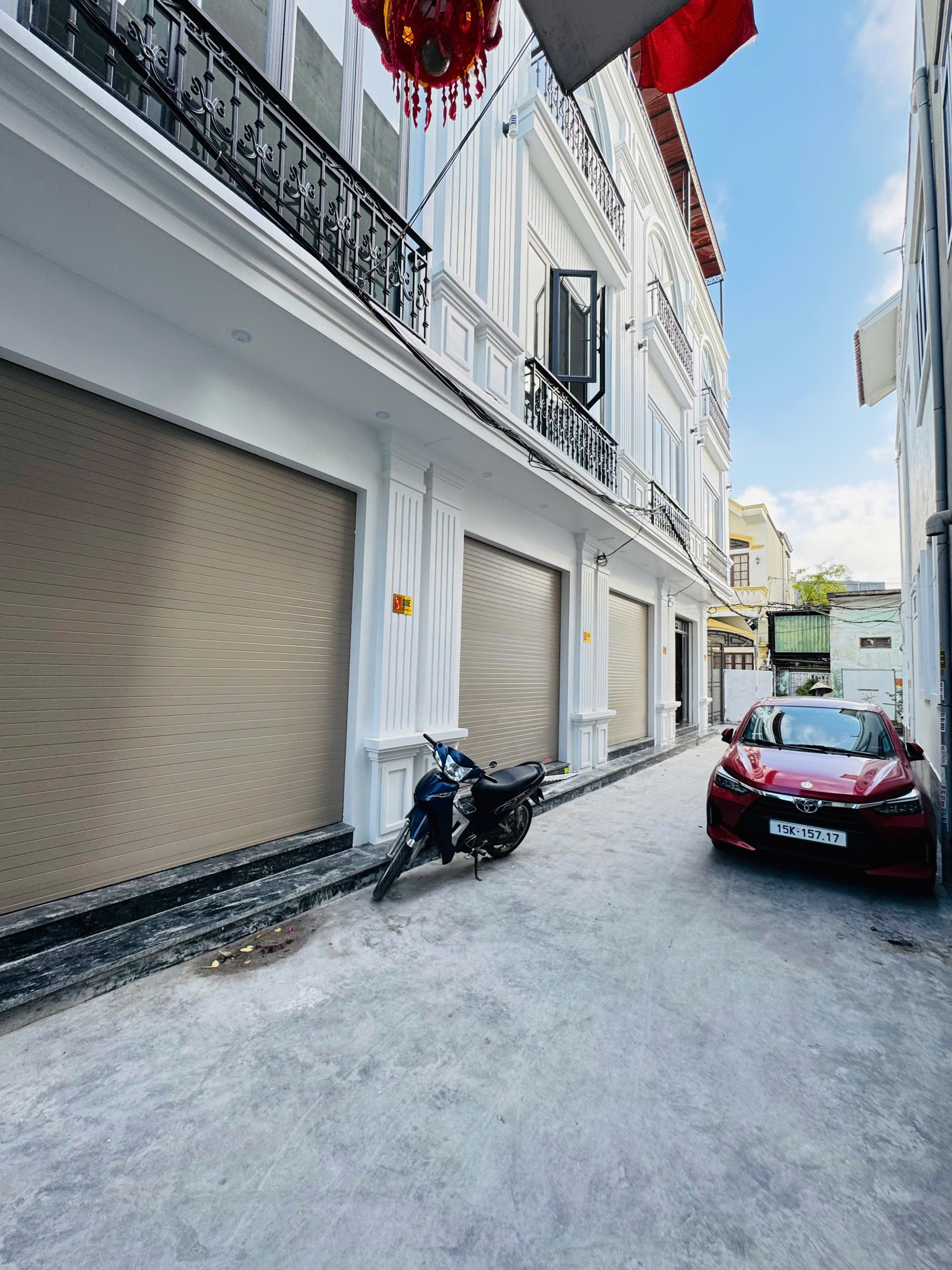  CHỈ CÒN 2 CĂN CUỐI KHÁCH KO NHANH THÌ HẾT.
NHÀ MỚI 4 TẦNG, Ô TÔ ĐỖ CỬA MÀ GIÁ CHỈ HƠN 3 TỶ- PHƯƠNG LƯU, VẠN MỸ 