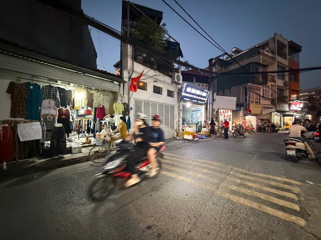  ???? Bán đất tặng nhà 1 tầng mặt phố Ô Cách – 40m² – MT 4,2m – MẶT PHỐ KINH DOANH – SỔ NỞ HẬU – GẦN BIG C, AEON – GIÁ 13,8x TỶ! 