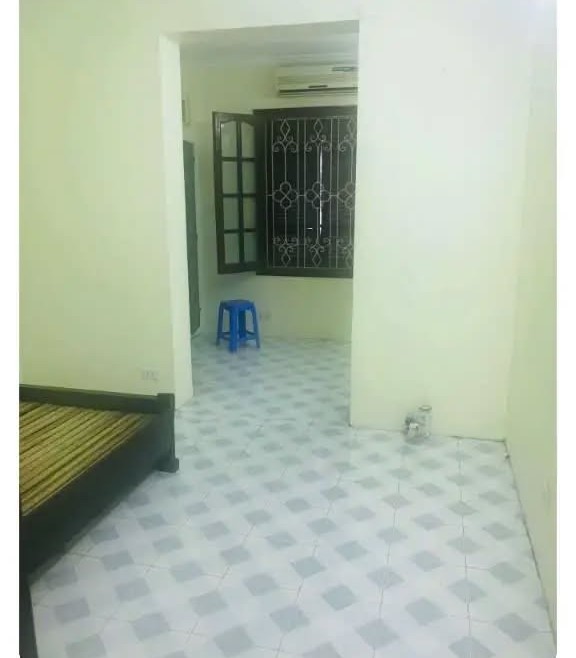  Cho thuê Tập thể Bùi Ngọc Dương, Hai Bà Trưng 110m2, 3 ngủ, 1 vệ sinh, 7.7 triệu 