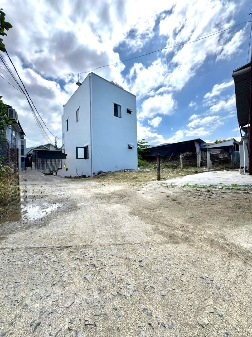  BÁN ĐẤT 2 MẶT HẺM OTO THÔN CƯ THẠNH XÃ SUỐI HIỆP
- Diện tích 60m2 full ONT
- Ngang 5.81m. Hướng Đông Bắc và Tây Bắc
- Hẻm betong chính rộng 4m.
- Pháp lý sổ hồng sở hữu lâu dài
- Khu dân cư hiện hữu, cách chợ Dân Sinh 300m, cách trạm y tế và Quốc Lộ 450m, 