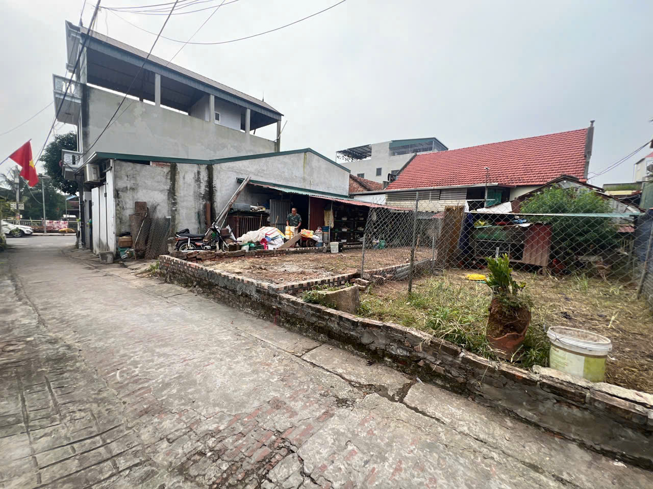  ĐAN PHƯỢNG - Ô TÔ VÀO ĐẤT - NGÕ THÔNG TỨ TUNG.
20M RA HỒ ĐIỀU HÒA. KHU VUI CHƠI. THỂ DỤC.
GIÁ HƠN 3XTY XÍU .ĐẦU TƯ SINH LỜI NHANH.
LH EM ĐỂ XEM ĐẤT; 0964982442 