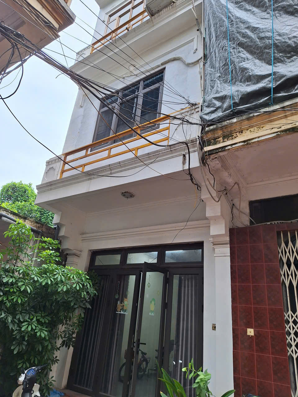  Chính chủ cần cho thuê nhà 4 tầng mặt tiền 233A Nguyễn văn cừ, Phường Bồ Đề, Quận Long Biên, Hà Nội 