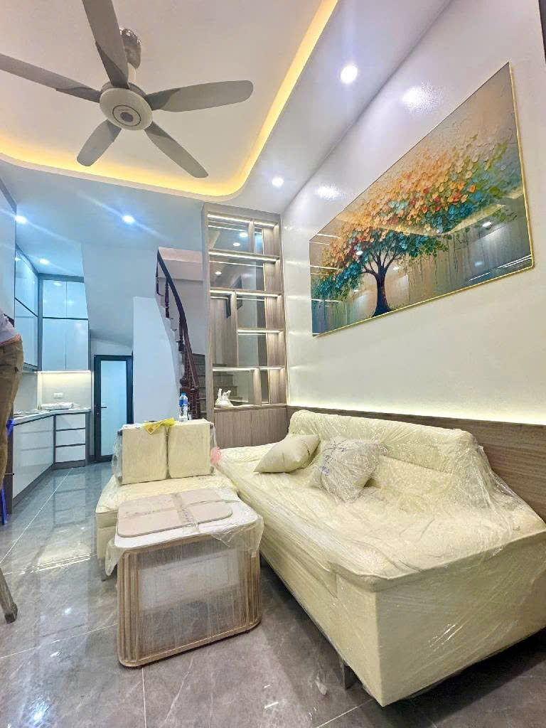  ???? NHÀ ĐẸP GIẢI PHÓNG - Ô TÔ - NGÕ THÔNG 32M *5 tầng * 7.85 tỷ thương lương mạnh 