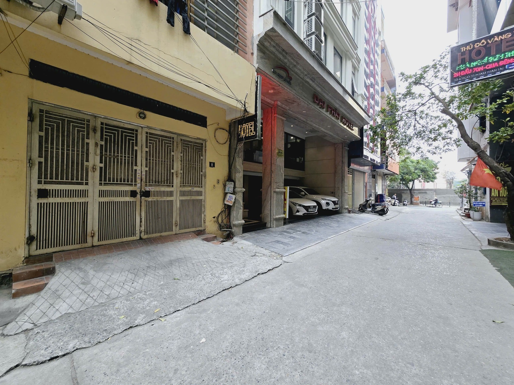  giá rẻ ! Phân Lô Nghĩa Đô, xe con tránh hoạt động, vỉa hè 2 thoáng, 48m, 5 tầng, mt 4m 