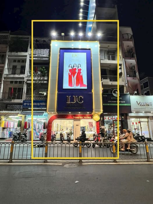  Cho thuê nhà 339 Hai Bà Trưng, Phường Võ Thị Sáu, Quận 1 