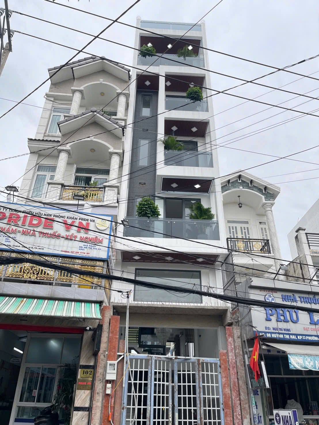  Bán nhà 1 lửng 5 lầu 4x20m giá 12,45 tỷ Đường Huỳnh Thị Hai, Quận 12 