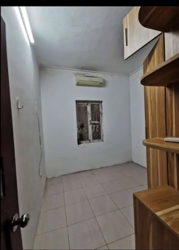  Cho thuê nhà  phố 8/3, 30m² x 4 tầng 3 ngủ, 2 vệ sinh 9 triệu/tháng 